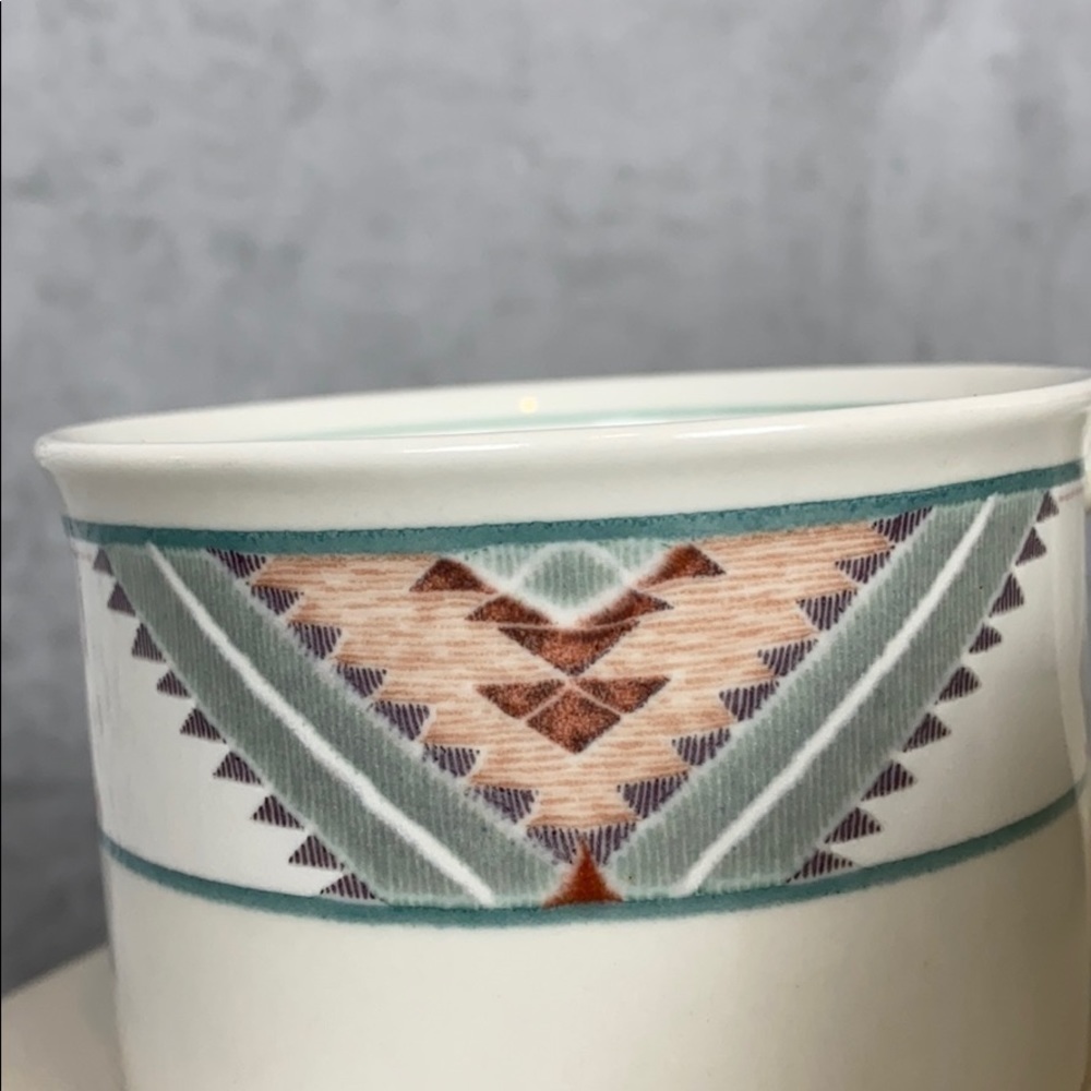 Vintage Mikasa Intaglio santa fe mugs - Picture 4 of 5